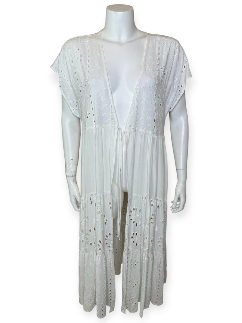 Torrid White Eyelet Tie-Front Duster sz 00 Topper Cardigan Swim Cover-up Tiered